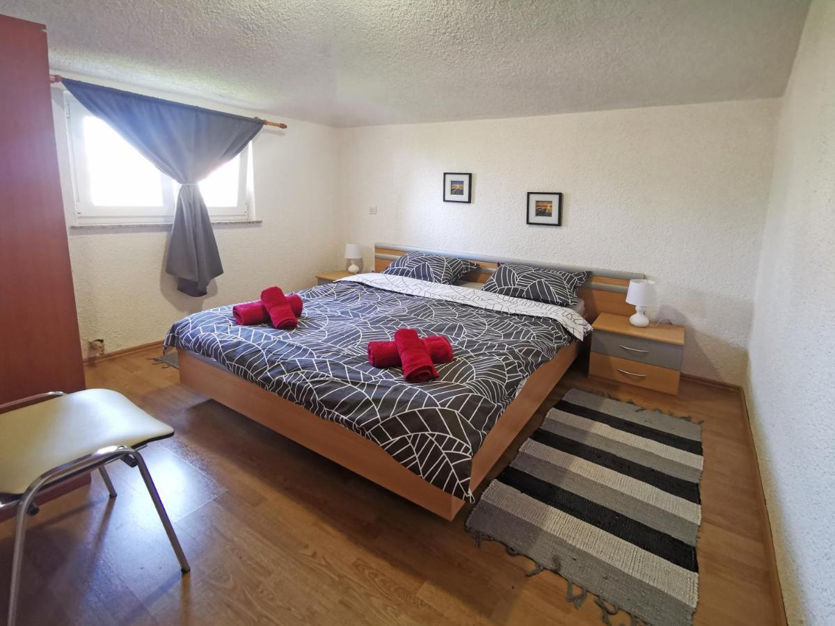 Apartman Luna Sveti Lovrec Pazenaticki Luaran gambar