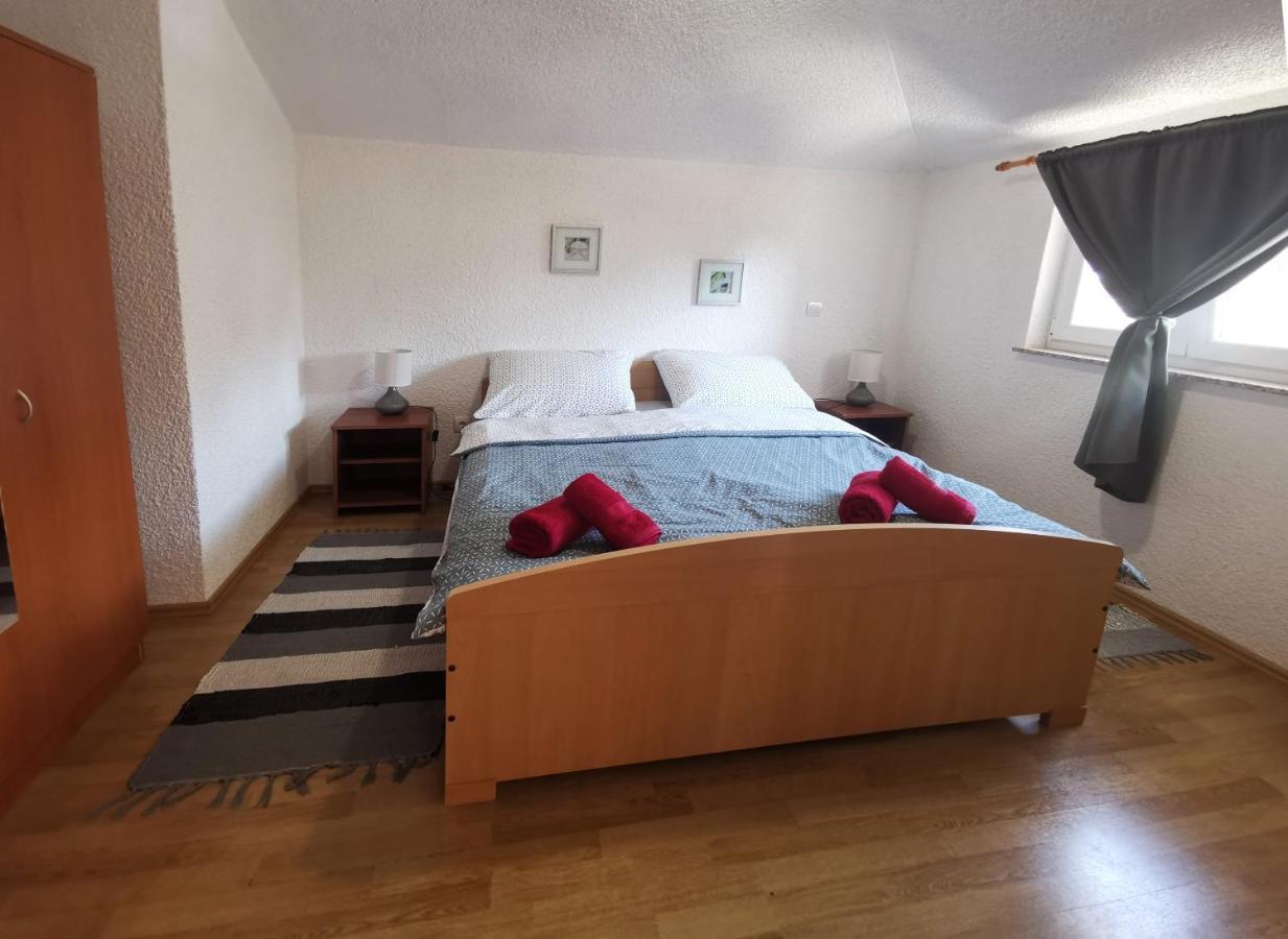 Apartman Luna Sveti Lovrec Pazenaticki Luaran gambar