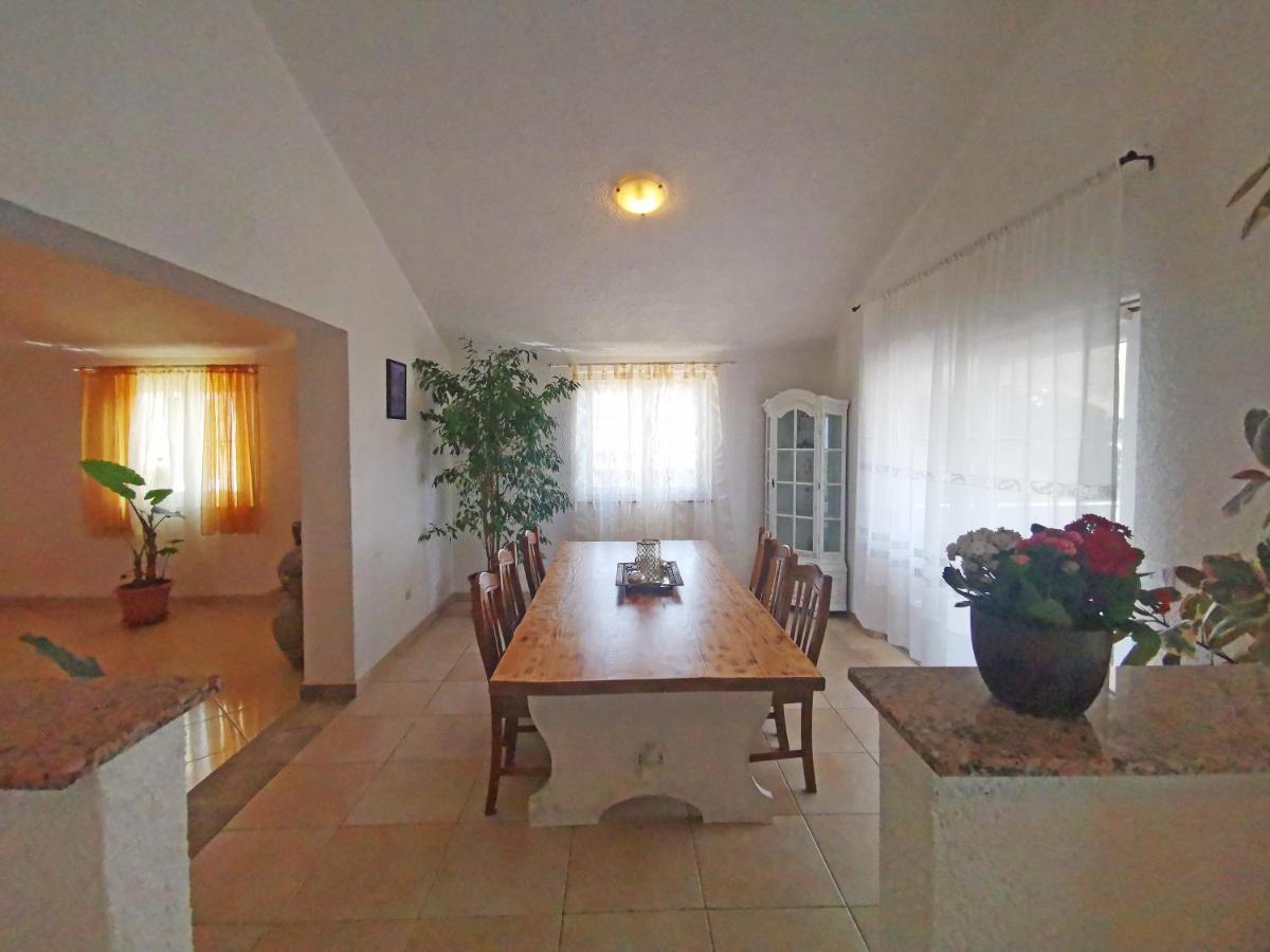 Apartman Luna Sveti Lovrec Pazenaticki Luaran gambar